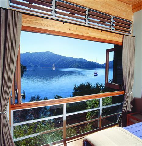 Bay Of Many Coves Resort Queen Charlotte Sound Room photo